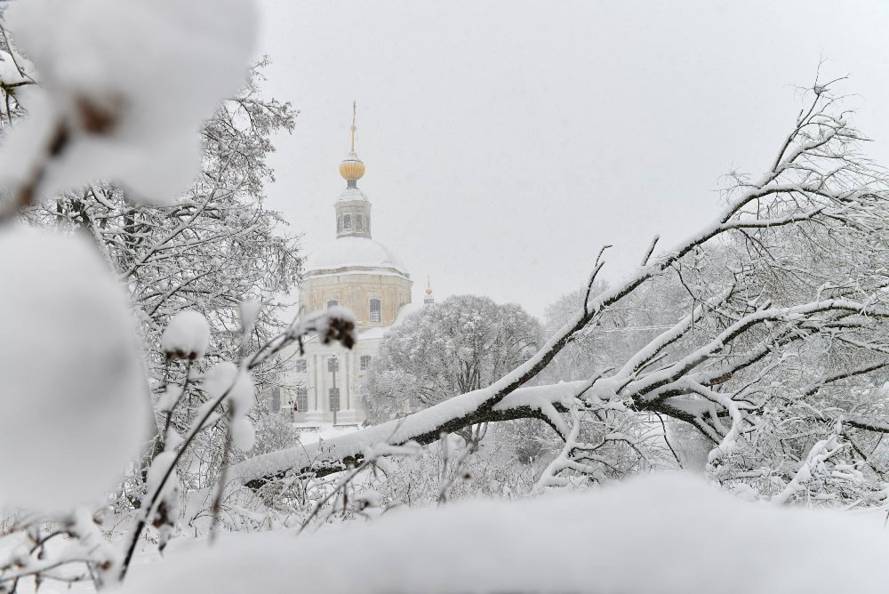 Вязьма фото города зимой. Вяземский зима. Троицкая церковь вязьма. Вязьма зима фото. Свято-троицкий собор вязьма.